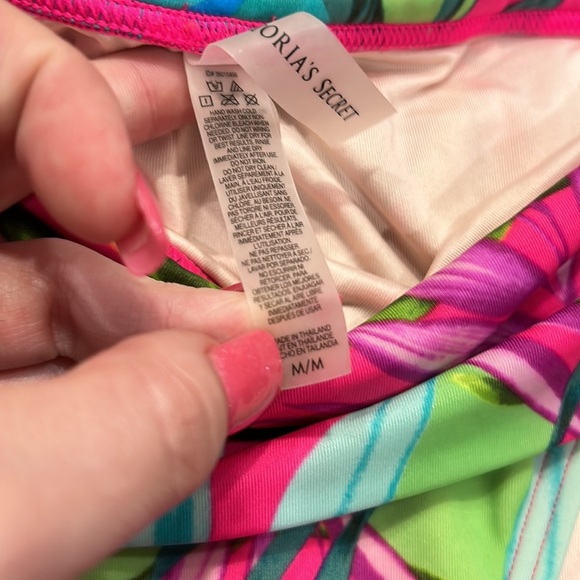 Victoria's Secret Push-up Tropical Bikini Set - Picture 2 of 10